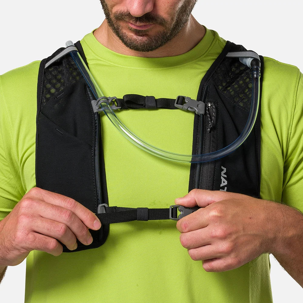 NATHAN - QuickStart 3.0 4 Liter Hydration Pack (Black)